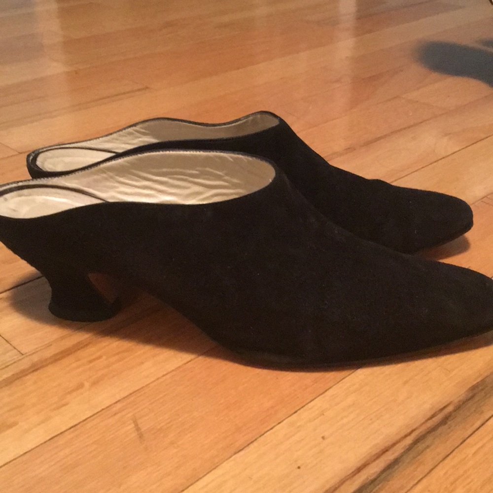 Galo Slip Ons